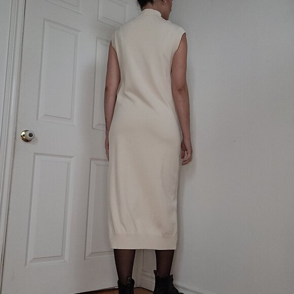 Beige knit maxi dress from Dynamite - Picture 4 of 7